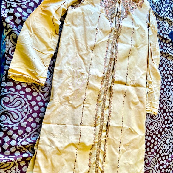 4 pice sherwani set - Picture 2 of 5